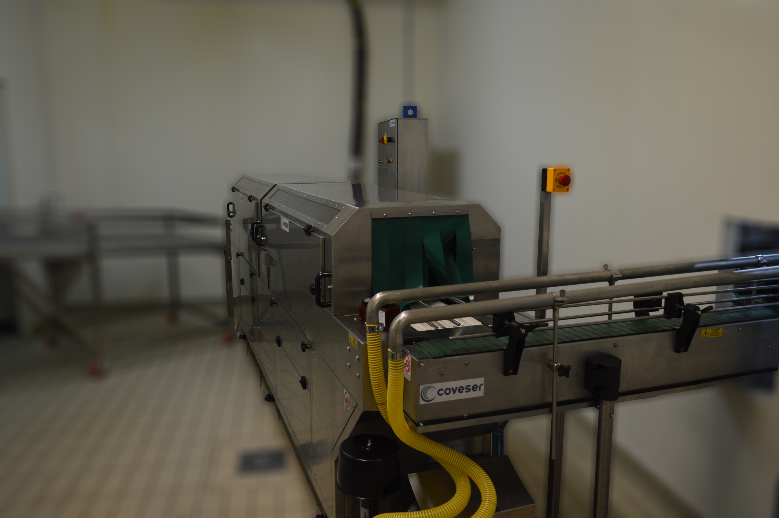 Coveser jar washer for automated jar cleaning